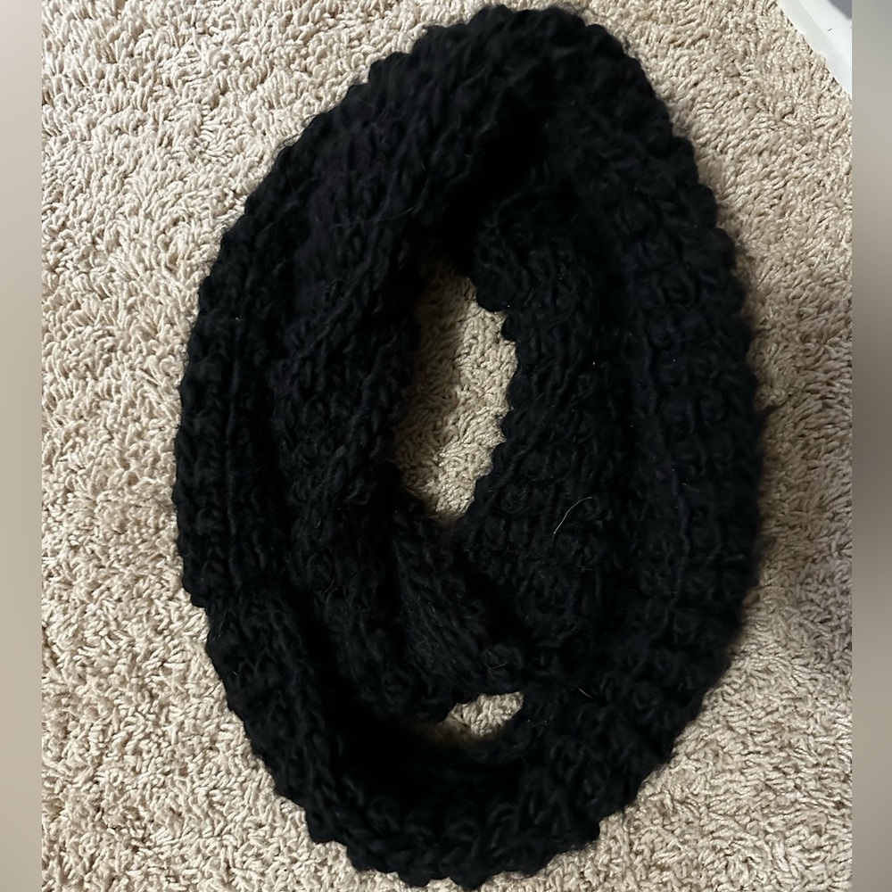 Infinity scarf